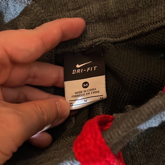 Nike LeBron James Sweatpants Dri Fit sz Medium - Picture 6 of 7